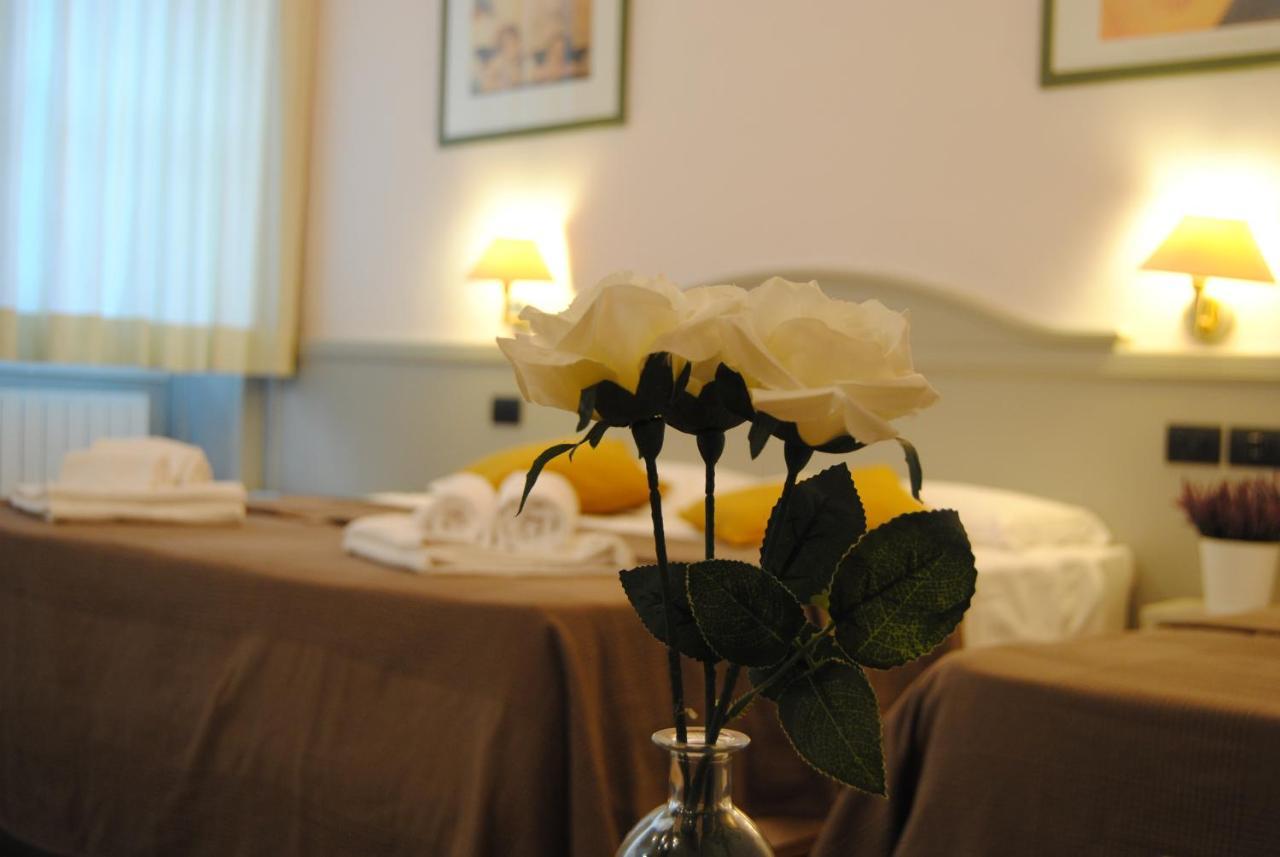 Hotel Camilla Firenze Bagian luar foto