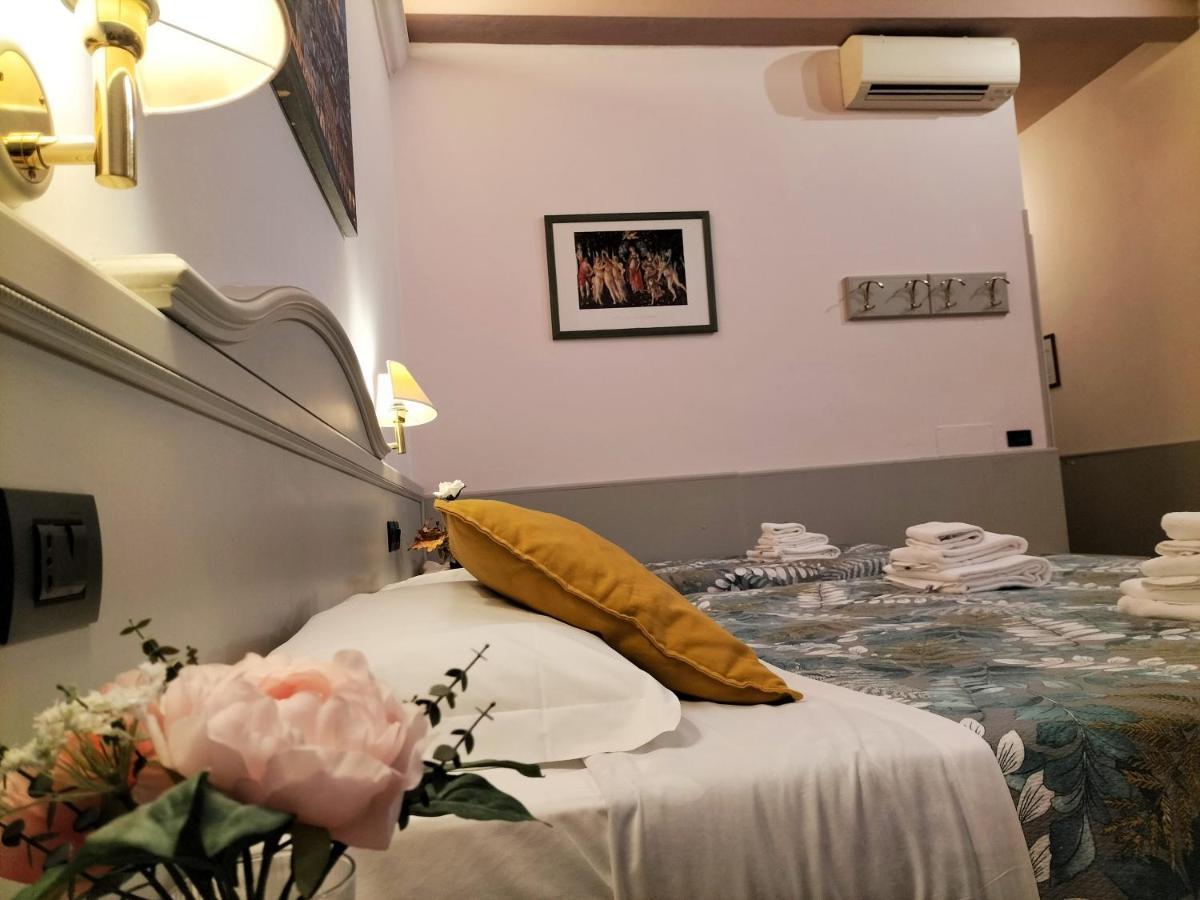 Hotel Camilla Firenze Bagian luar foto