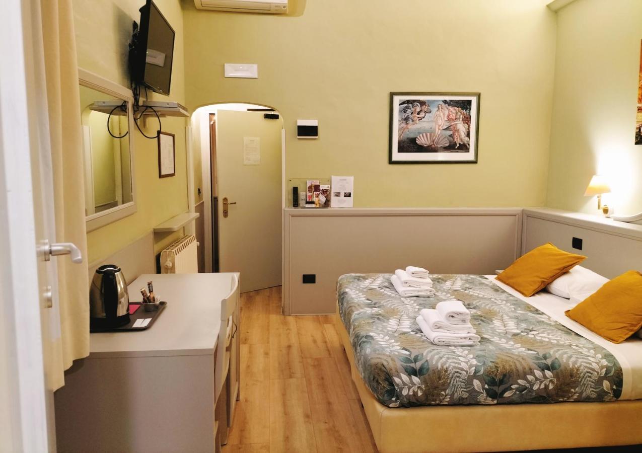 Hotel Camilla Firenze Bagian luar foto